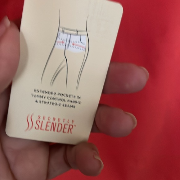 Coral colored capris Brand New! - Picture 4 of 10